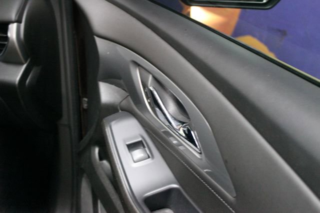 Used 2022 Chevrolet Traverse LT FWD image 11