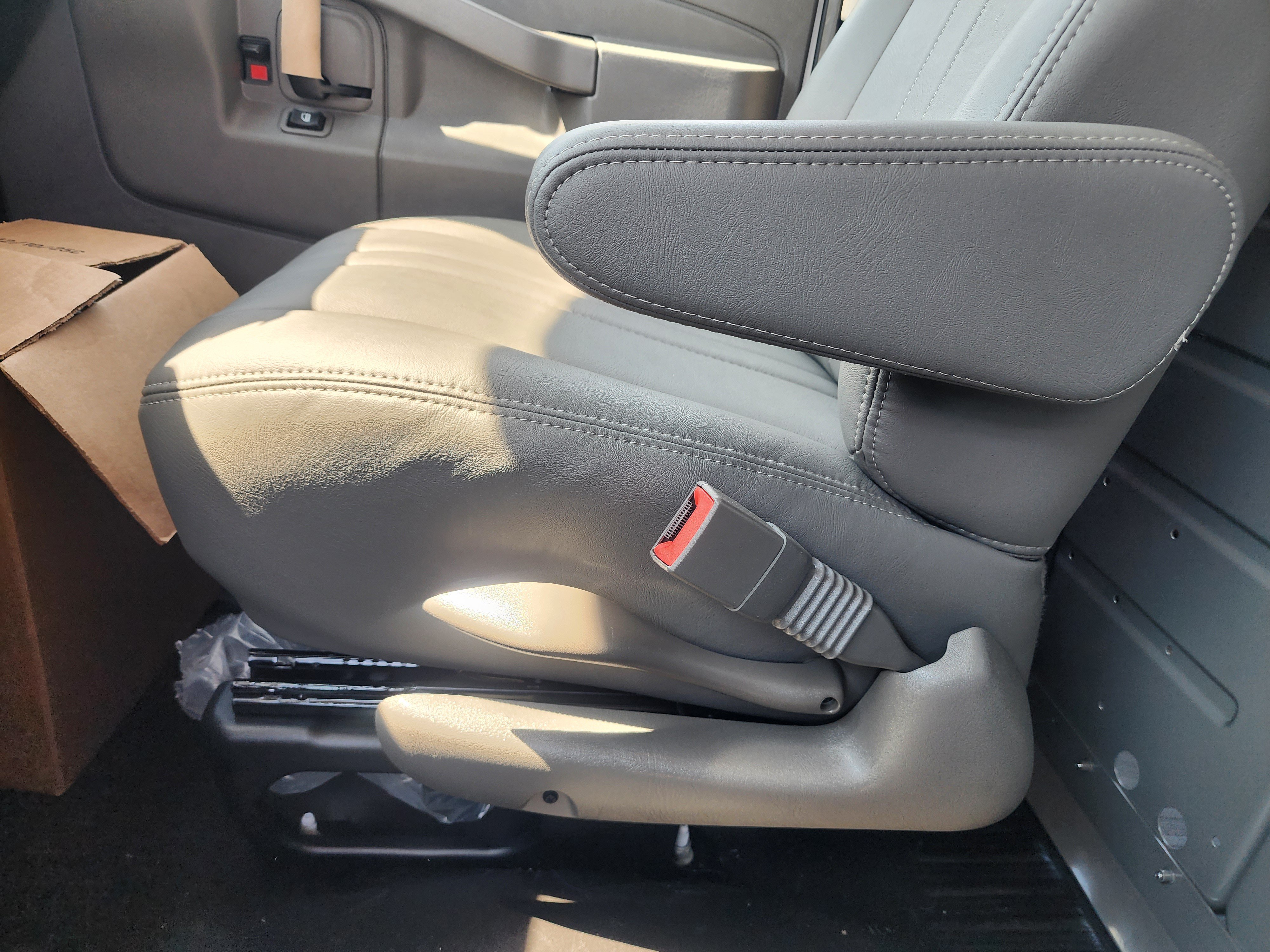 New 2025 Chevrolet Express 2500 Extended w/ Driver Convenience Package RWD image 28