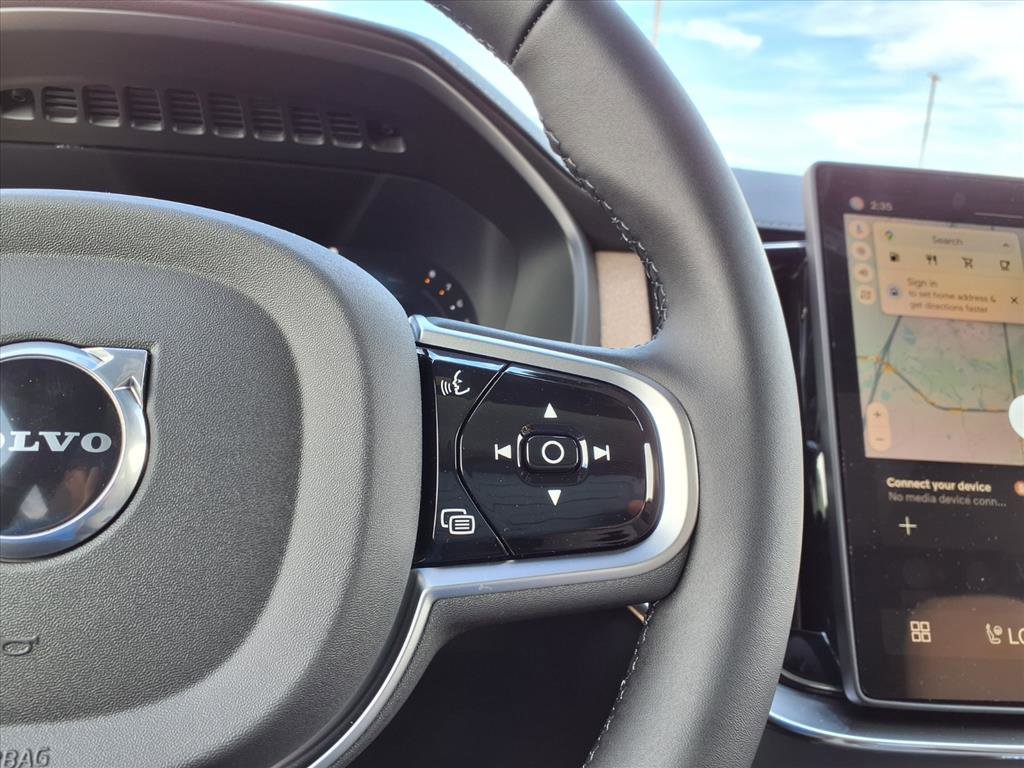 New 2026 Volvo XC90 B6 Plus w/ Protection Package Premier image 16