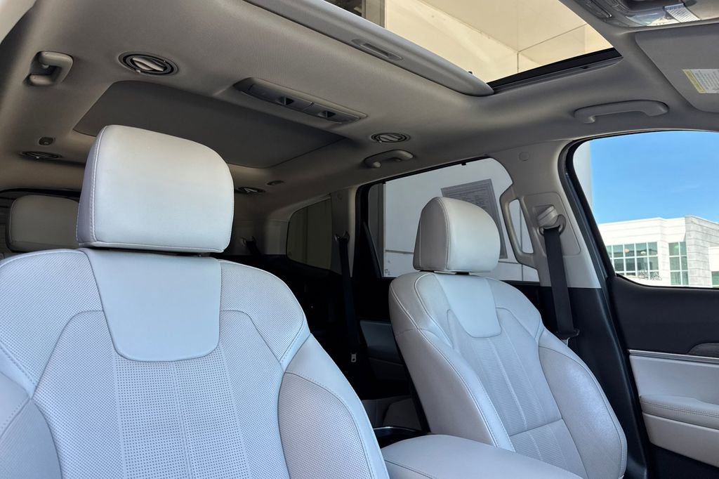 Used 2021 Kia Telluride SX w/ Nightfall Edition Package AWD/4WD image 19