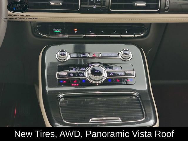 Used 2022 Lincoln Nautilus Reserve image 24