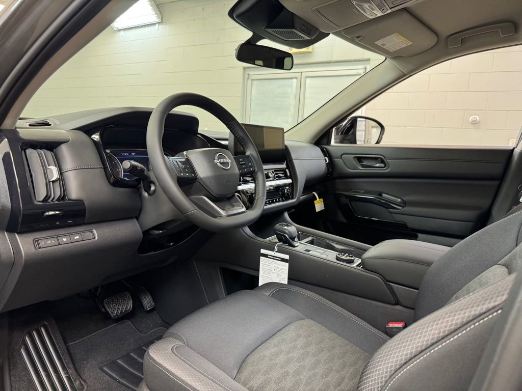 New 2026 Nissan Pathfinder SV image 11