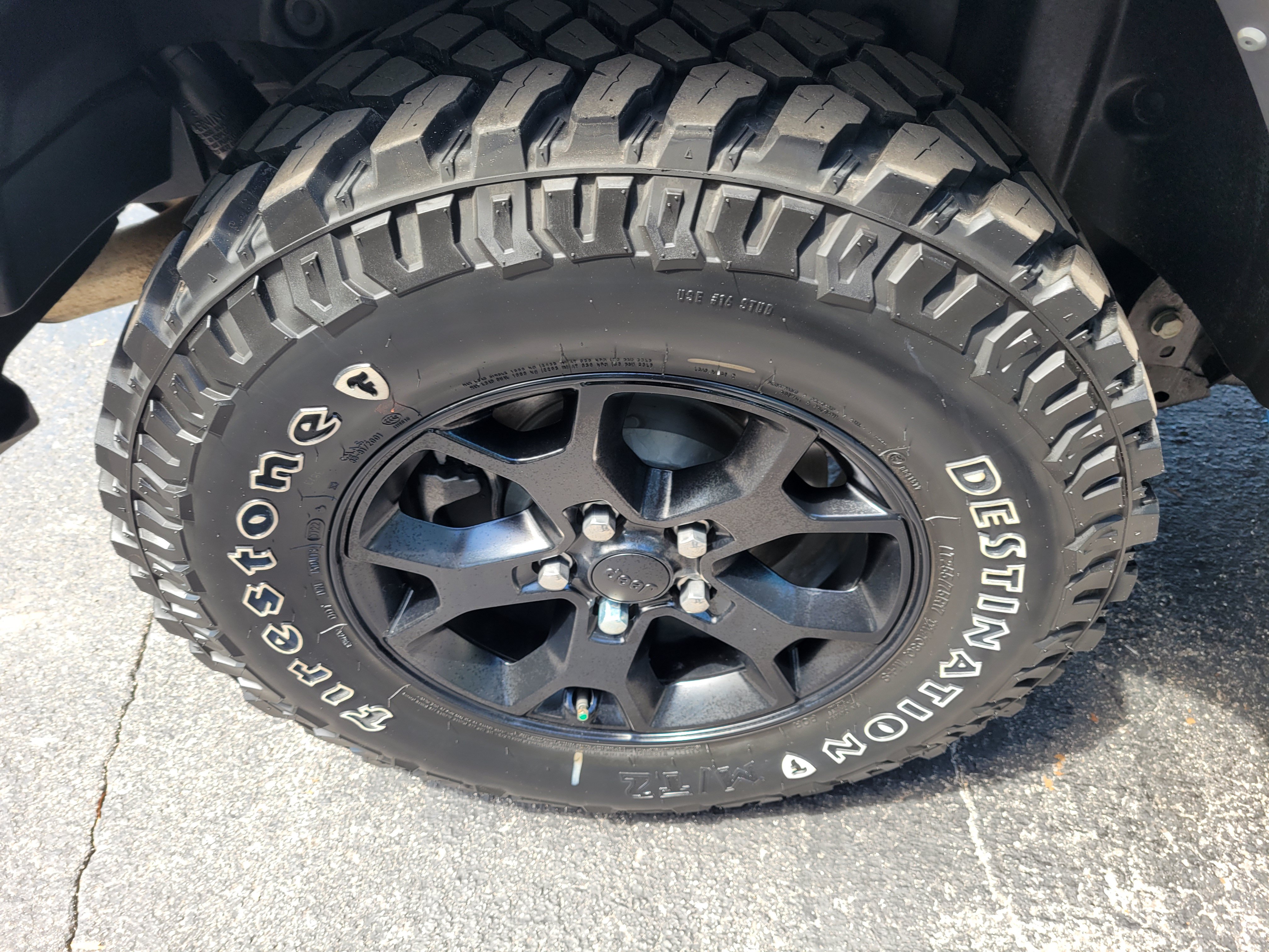 Used 2022 Jeep Wrangler Sport AWD/4WD image 32