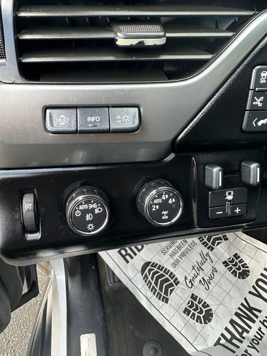 Used 2016 Chevrolet Tahoe LTZ image 22