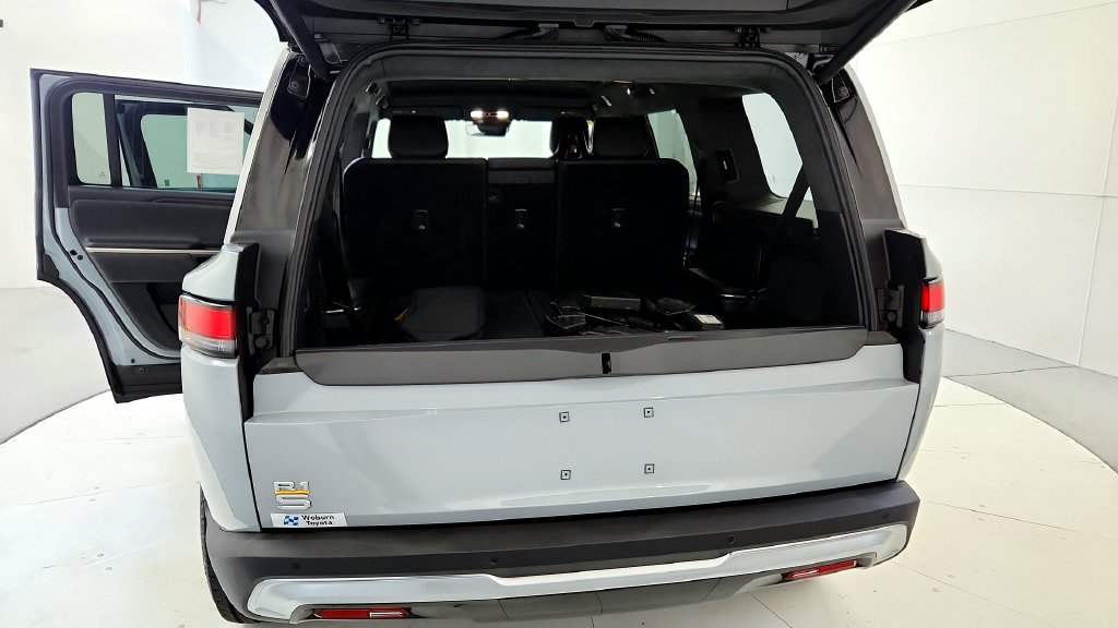 Used 2023 Rivian R1S Adventure Quad AWD/4WD image 19