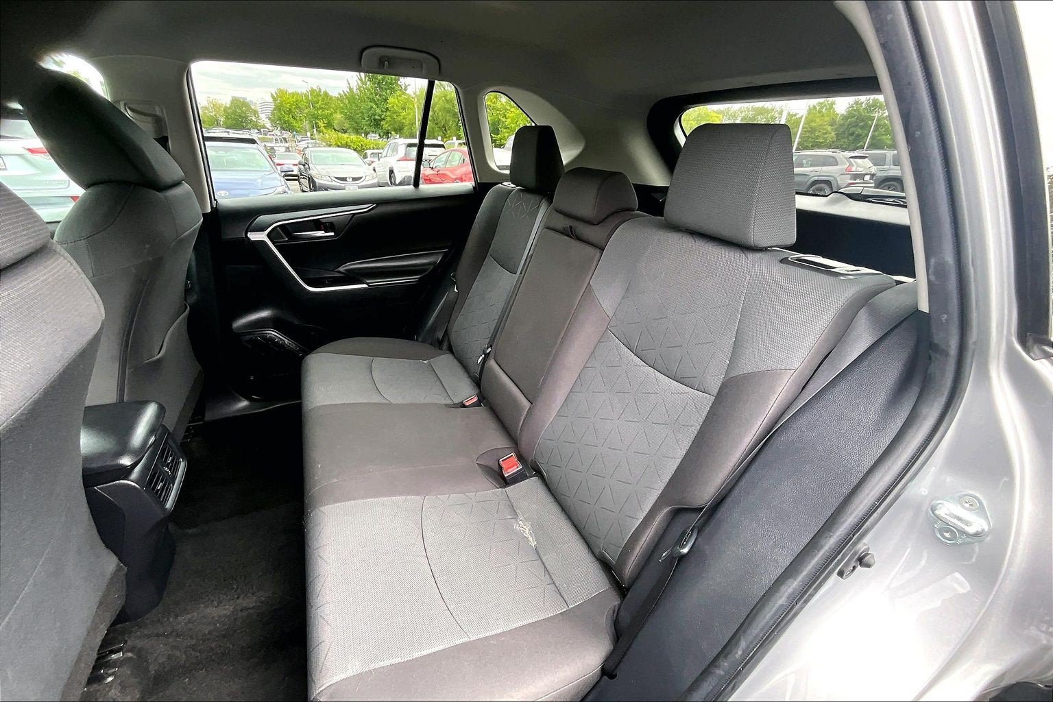 Used 2024 Toyota RAV4 XLE FWD image 24