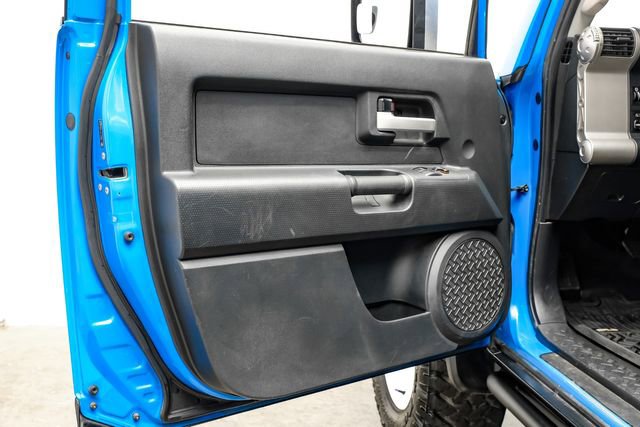 Used 2007 Toyota FJ Cruiser 4WD image 32