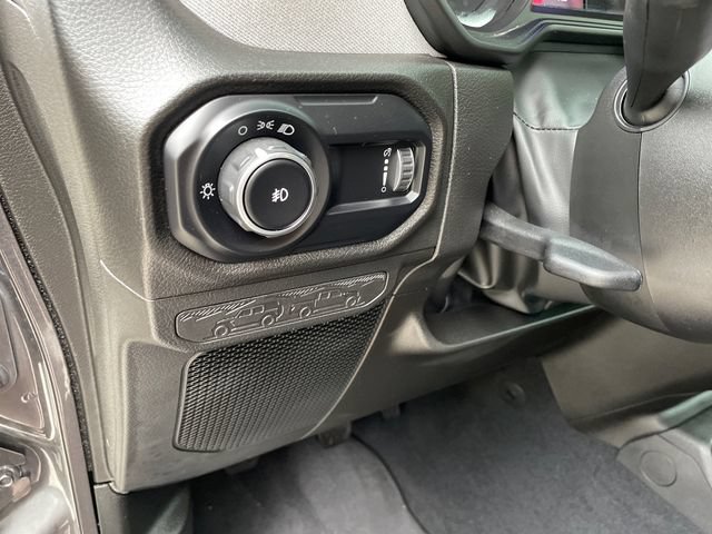 Used 2025 Jeep Wrangler Unlimited Sport AWD/4WD image 24