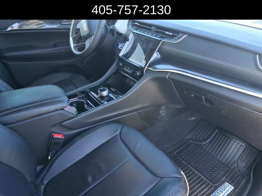 Used 2023 Jeep Grand Cherokee L Laredo w/ Trailer Tow Group (B) image 7