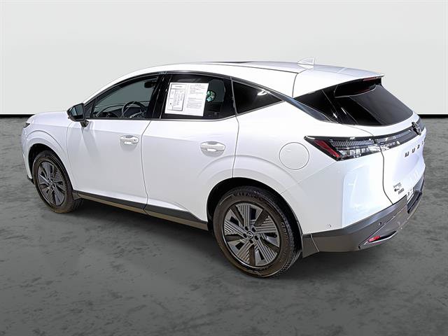 Used 2025 Nissan Murano SL AWD/4WD image 2