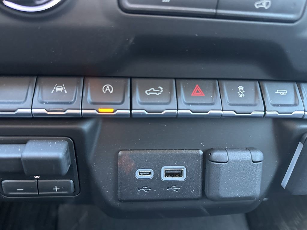 Used 2026 Chevrolet Silverado 1500 Custom image 21