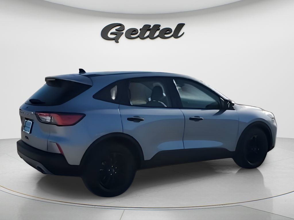 Used 2022 Ford Escape S image 8