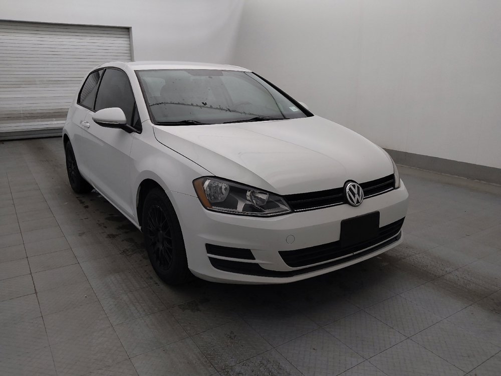 Used 2015 Volkswagen Golf S image 13