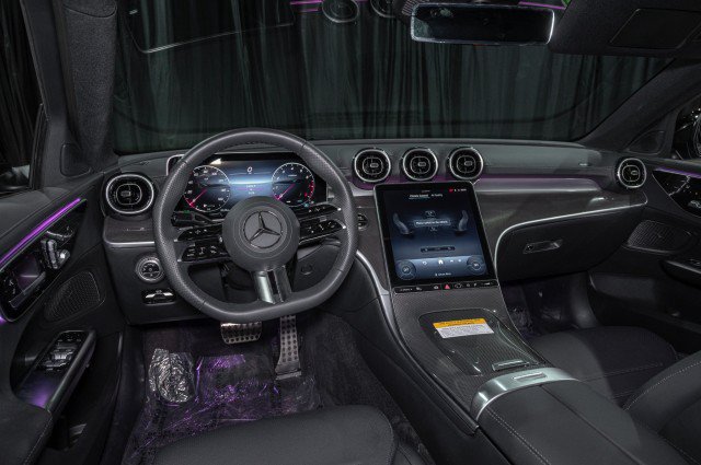 Certified 2026 Mercedes-Benz C 300 4MATIC Sedan image 18