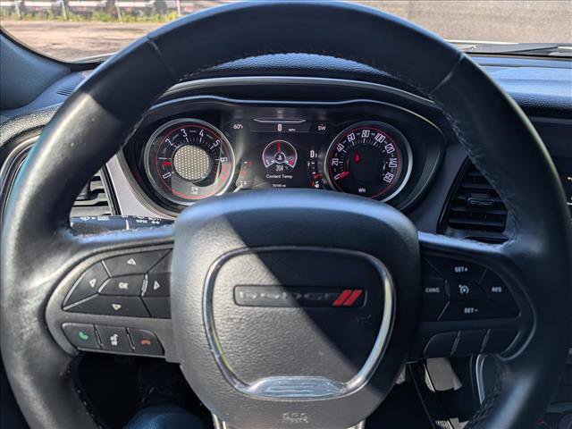 Used 2019 Dodge Challenger SXT RWD image 30