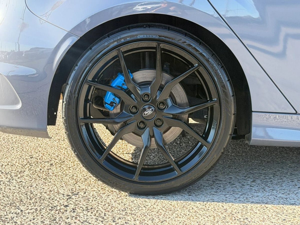 Used 2016 Ford Focus RS AWD/4WD image 36