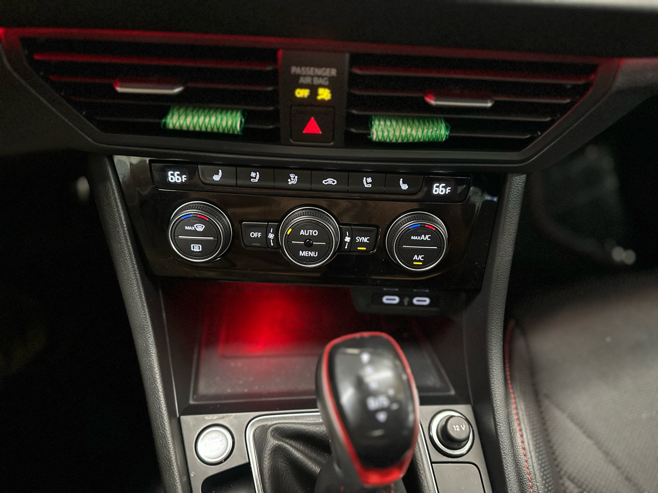 Used 2022 Volkswagen Jetta GLI Autobahn w/ GLI Black Package image 19