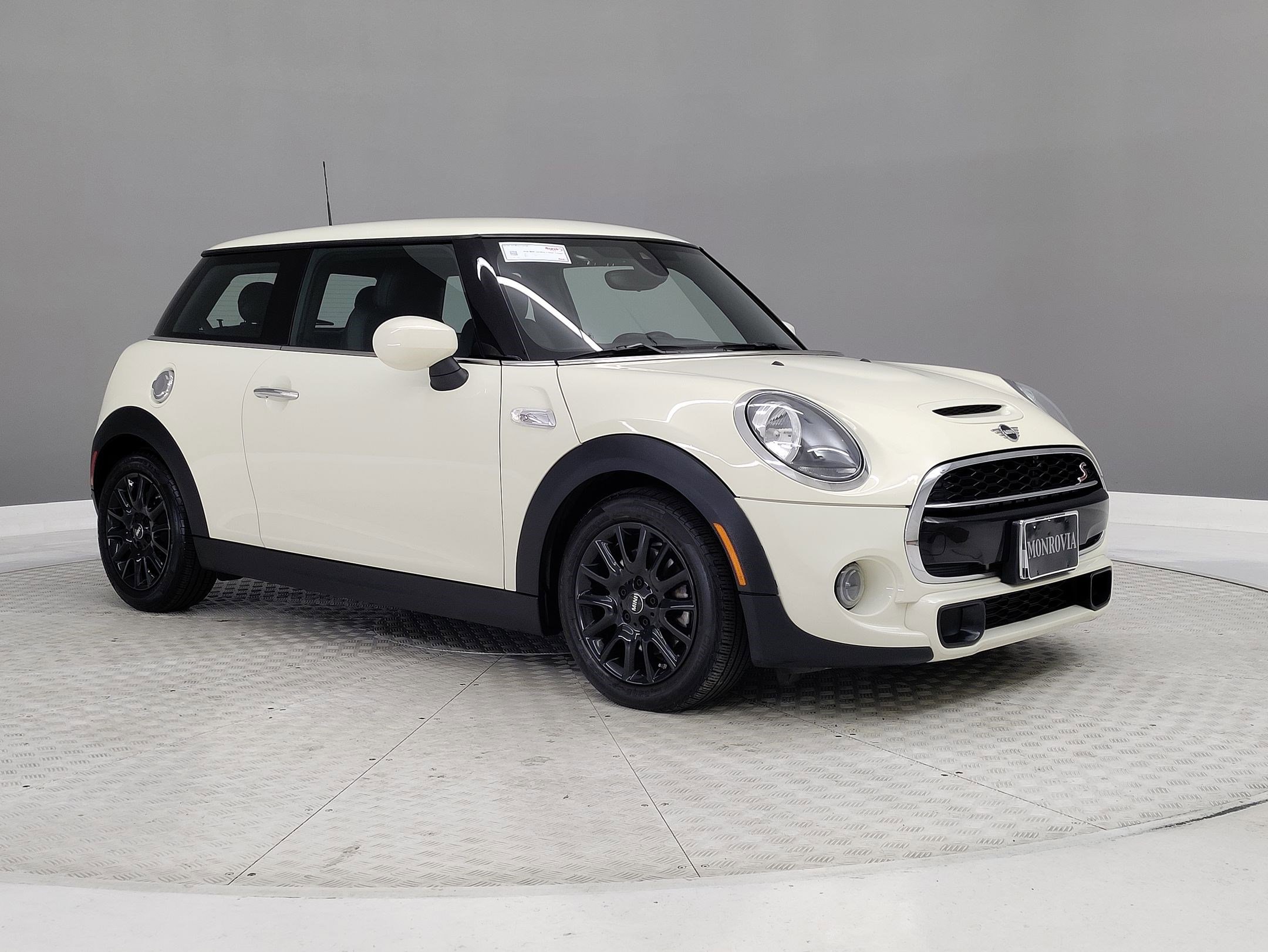 Certified 2020 MINI Cooper S image 27
