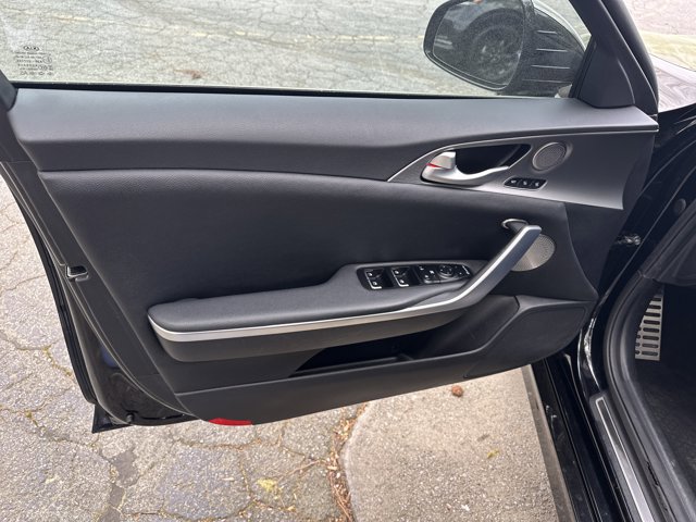 Certified 2020 Kia Stinger GT1 image 11