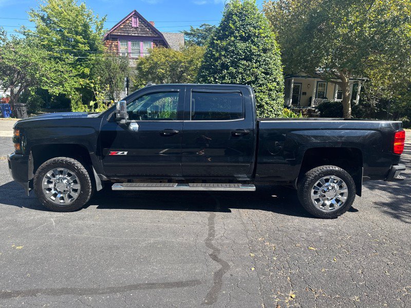 Used 2017 Chevrolet Silverado 2500 LTZ w/ Duramax Plus Package AWD/4WD image 9