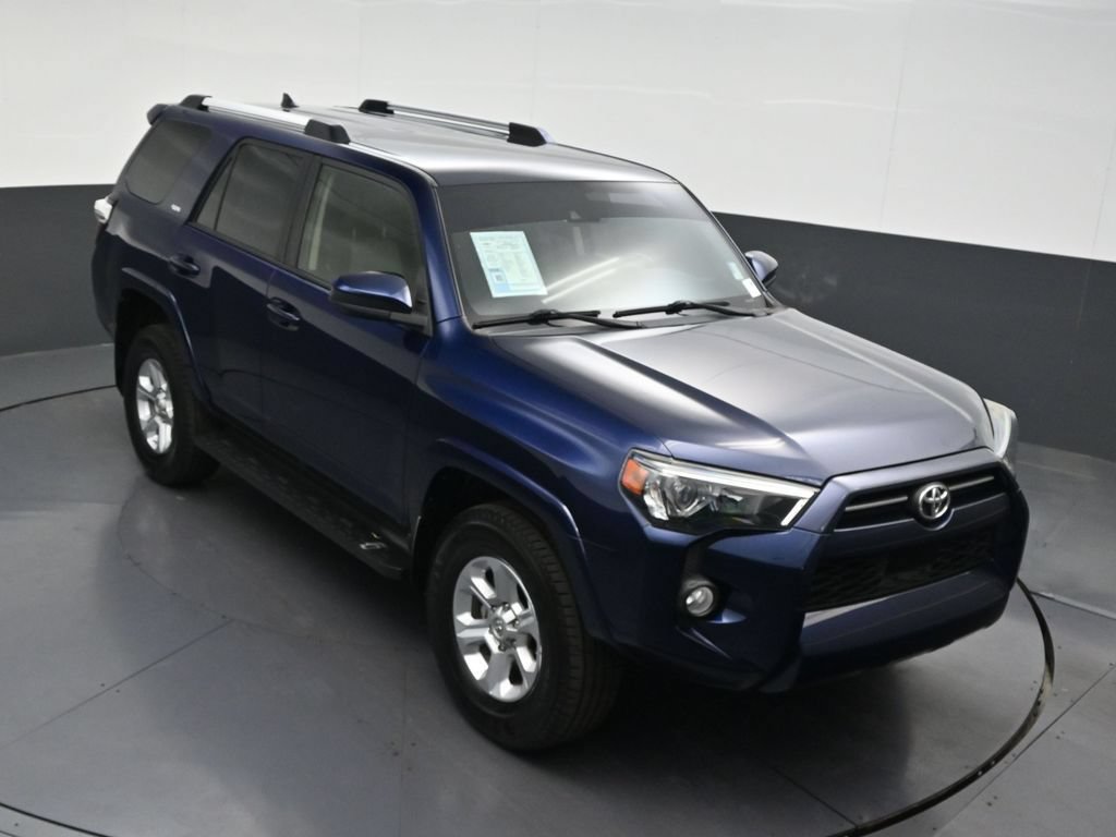 Used 2020 Toyota 4Runner SR5 AWD/4WD image 21