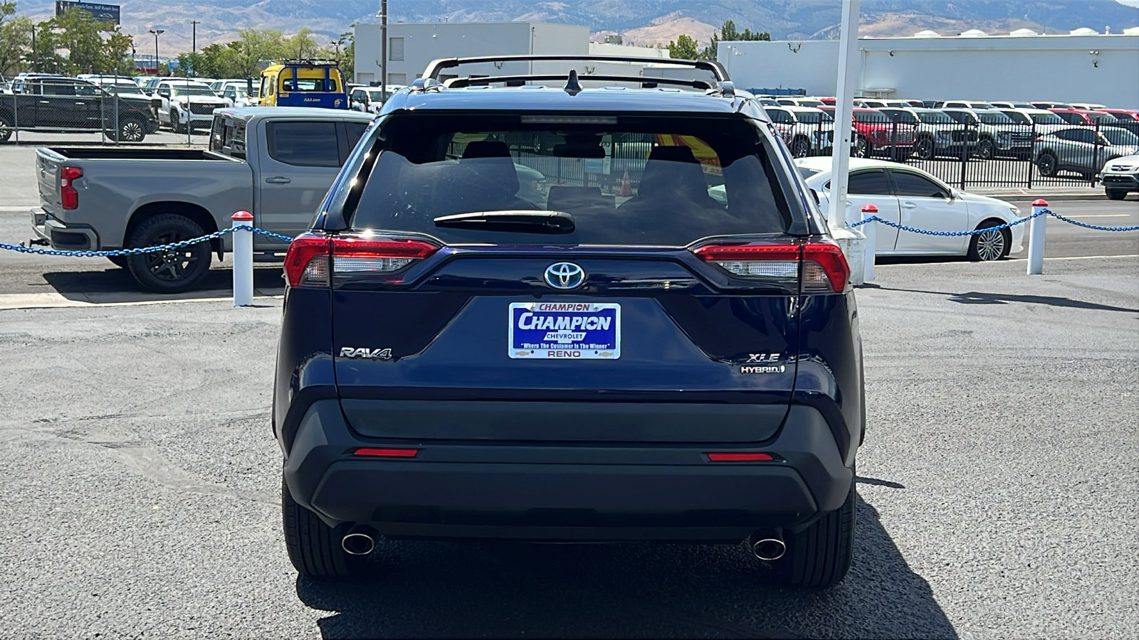 Used 2021 Toyota RAV4 XLE w/ Convenience Package AWD/4WD image 6
