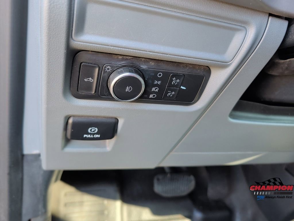 Used 2021 Ford F150 XL image 18
