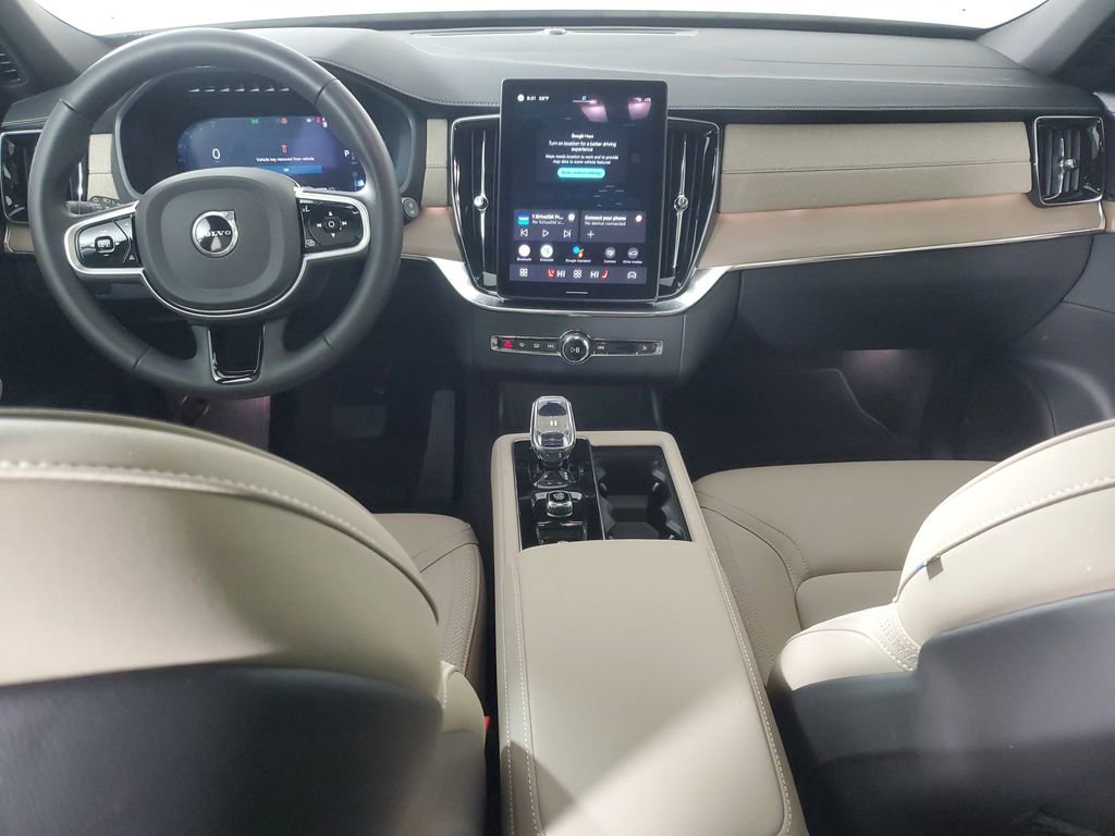 Certified 2025 Volvo XC90 B5 Core w/ Climate Package image 17