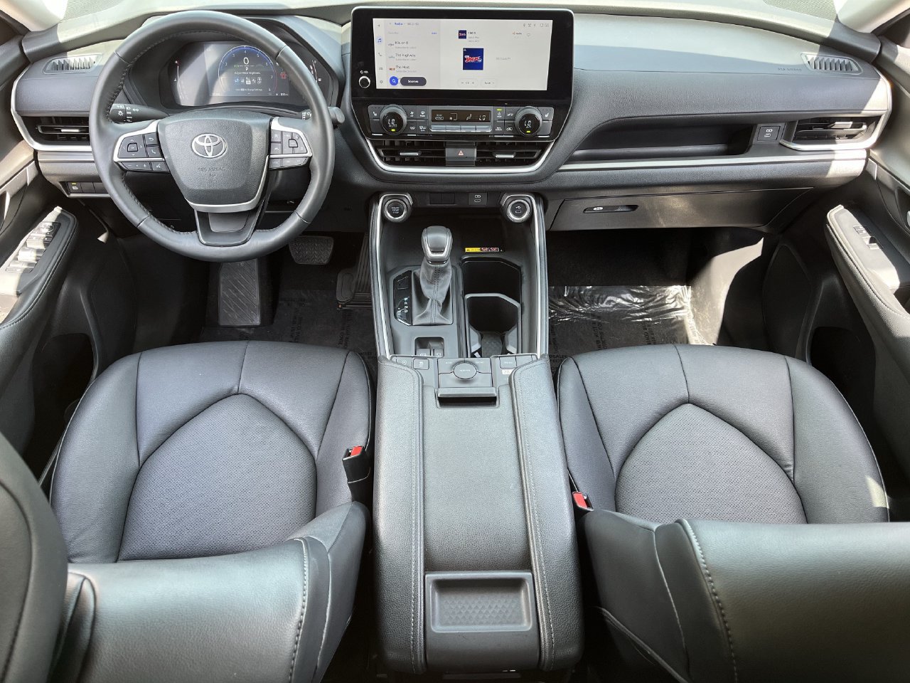 Used 2026 Toyota Grand Highlander FWD image 9