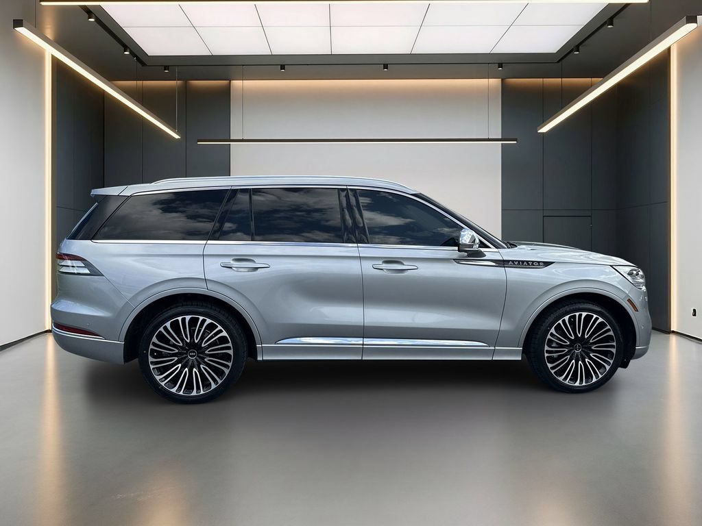 Used 2021 Lincoln Aviator Black Label w/ Dynamic Handling Package AWD/4WD image 7
