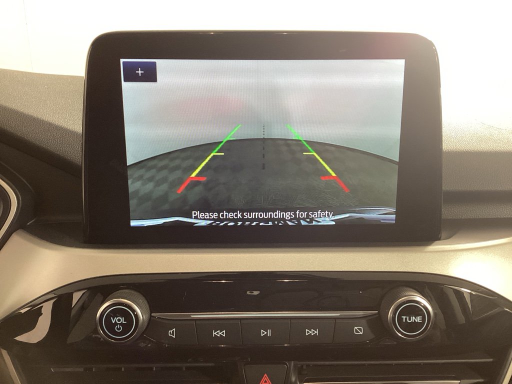 Used 2022 Ford Escape SE w/ Cold Weather Package image 25