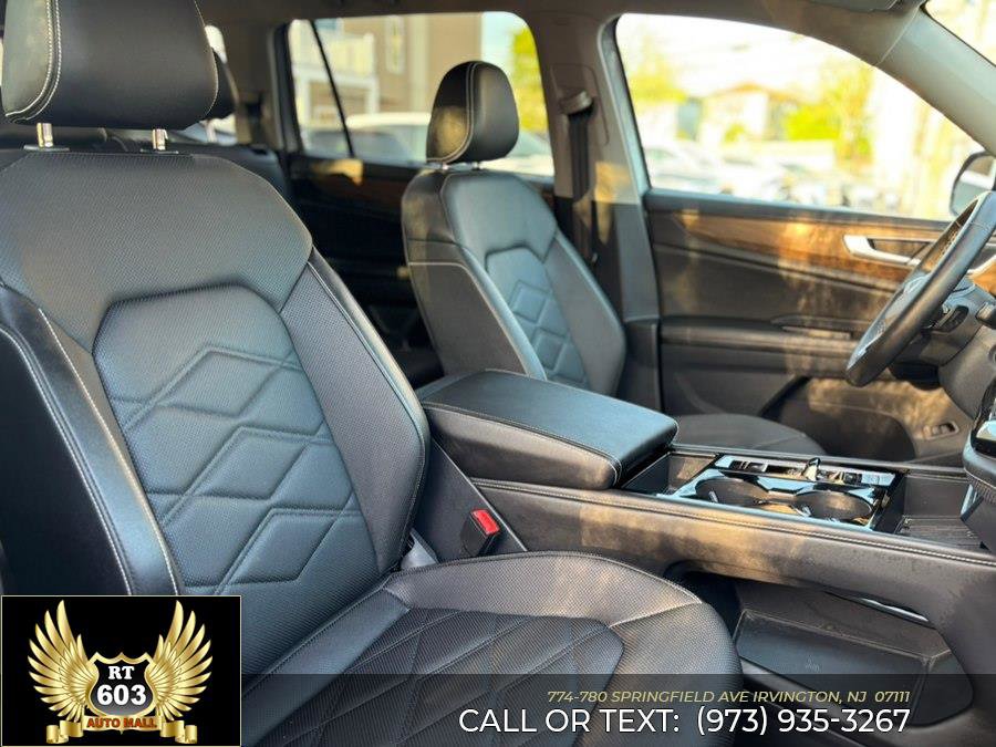 Used 2025 Volkswagen Atlas SE FWD image 15