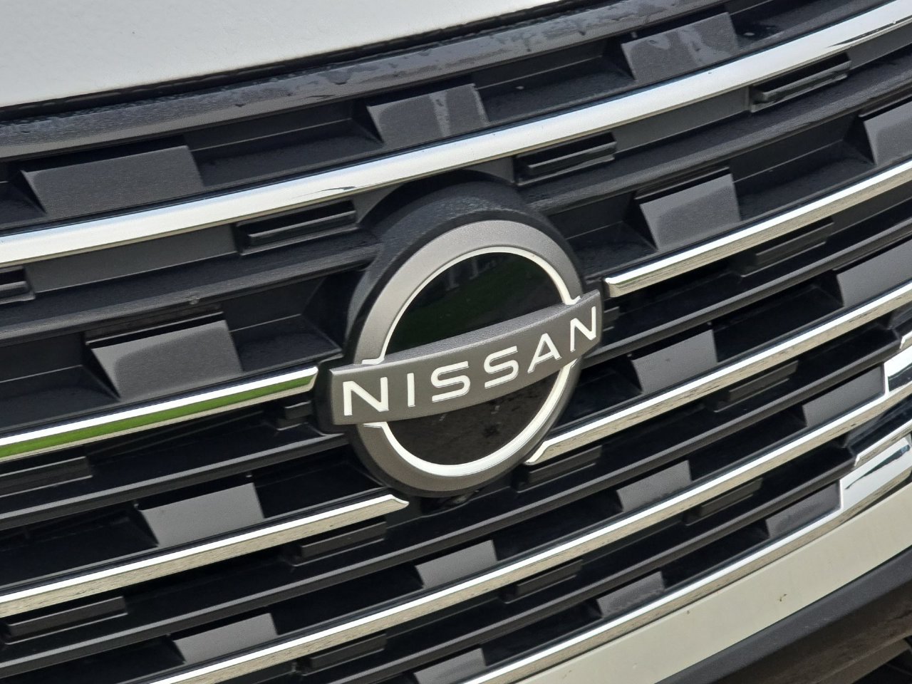 Used 2026 Nissan Rogue Platinum w/ Platinum Premium Package AWD/4WD image 32