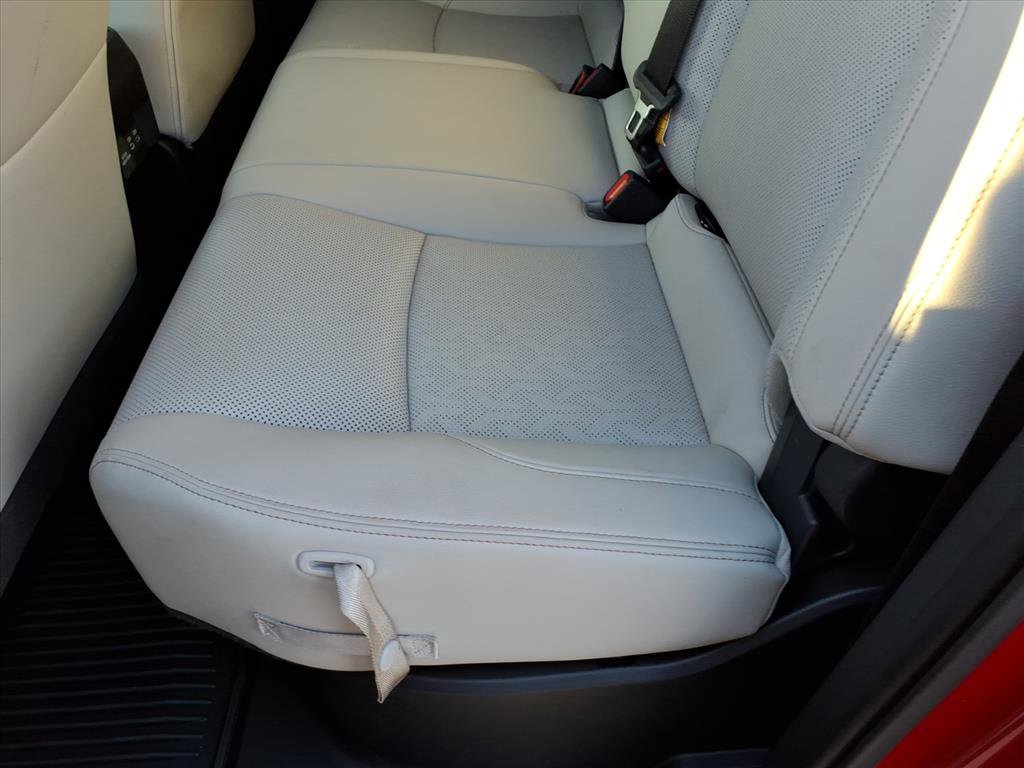 Used 2024 Toyota Tacoma Limited w/ Limited Package (LT) image 22