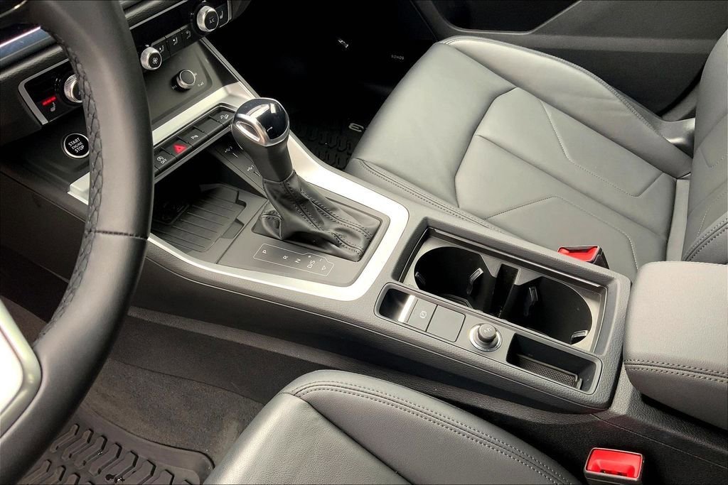 Certified 2024 Audi Q3 2.0T Premium Plus image 17