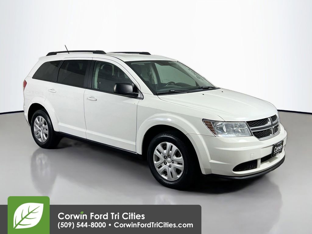 Used 2018 Dodge Journey SE w/ Connectivity Group FWD image 1