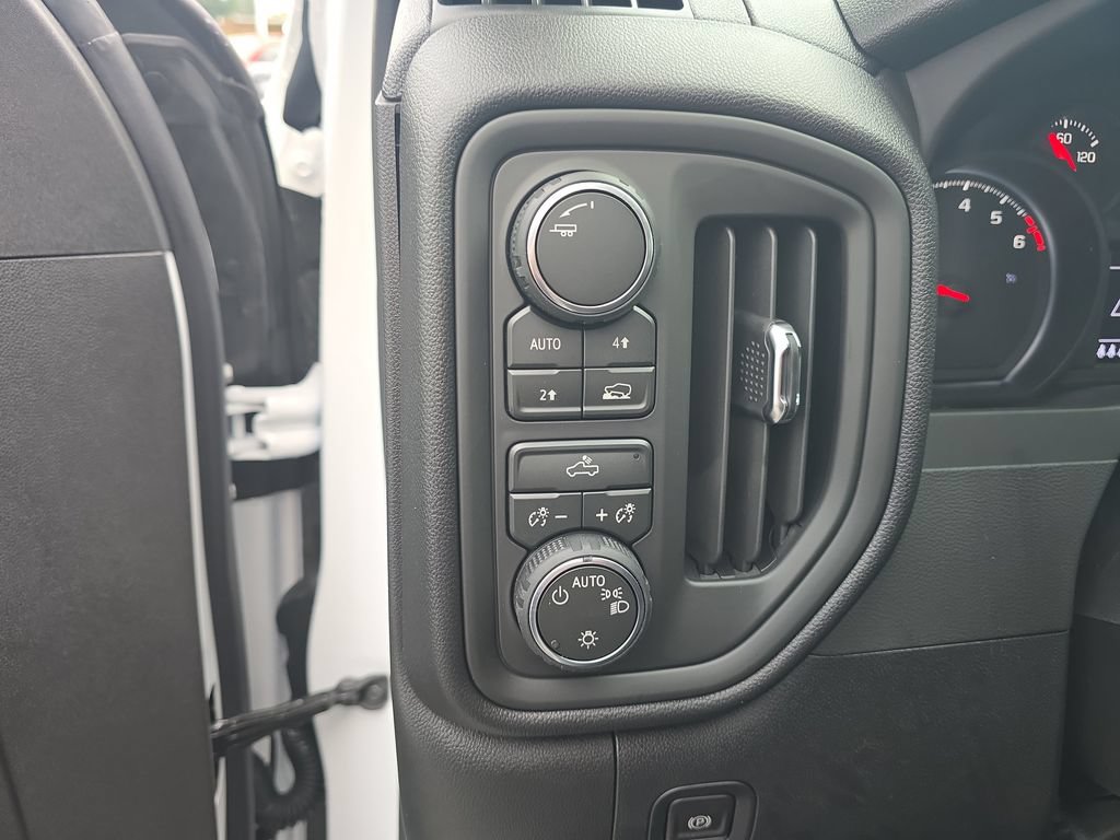 New 2026 Chevrolet Silverado 1500 Custom AWD/4WD image 27
