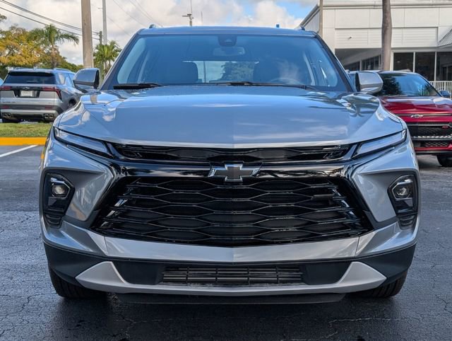 New 2026 Chevrolet Blazer LT w/ LPO, Black Sport Package image 2