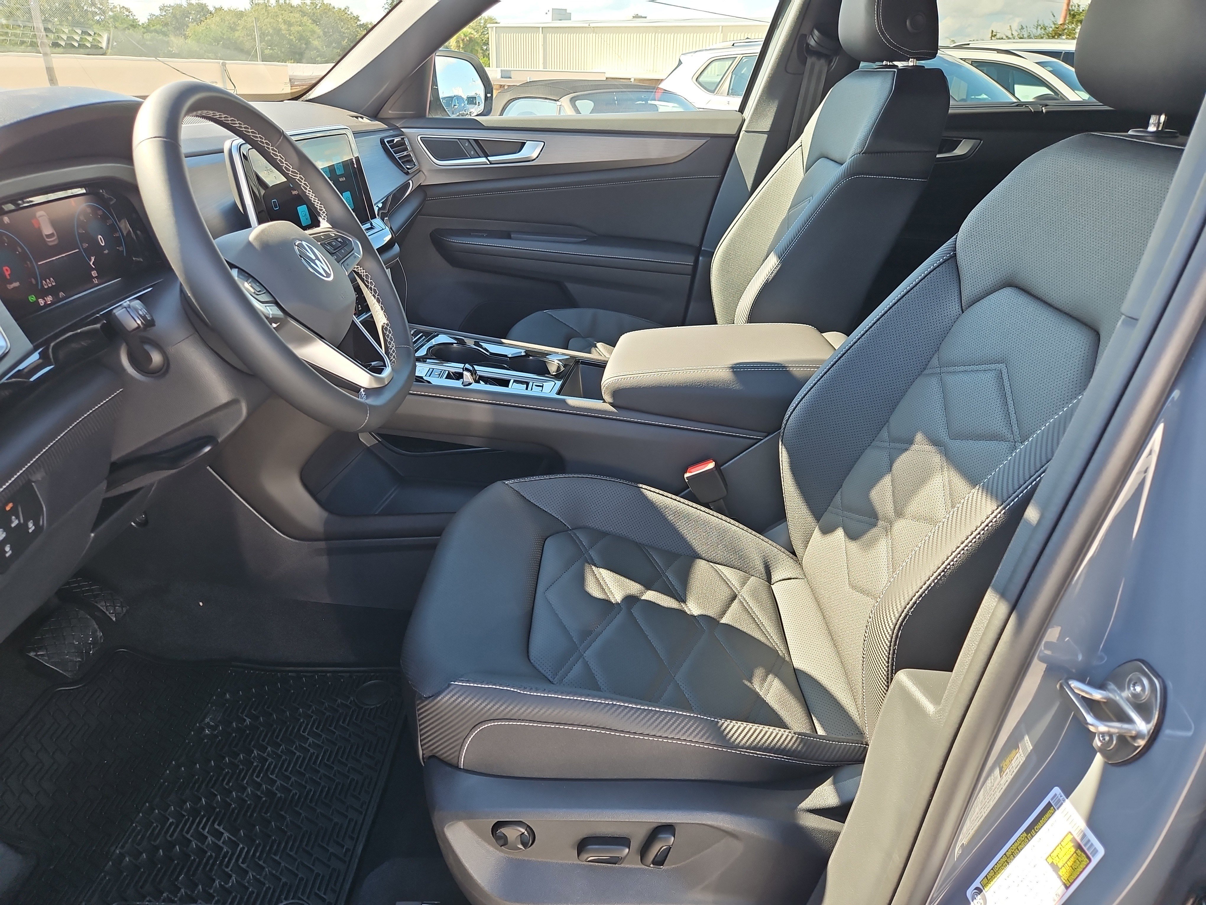 New 2026 Volkswagen Atlas Cross Sport SE image 14