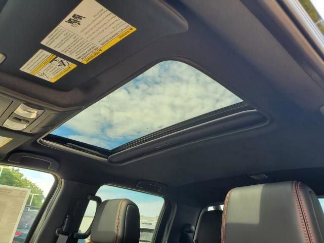 New 2025 Nissan Frontier PRO-4X w/ Pro Premium Package image 19