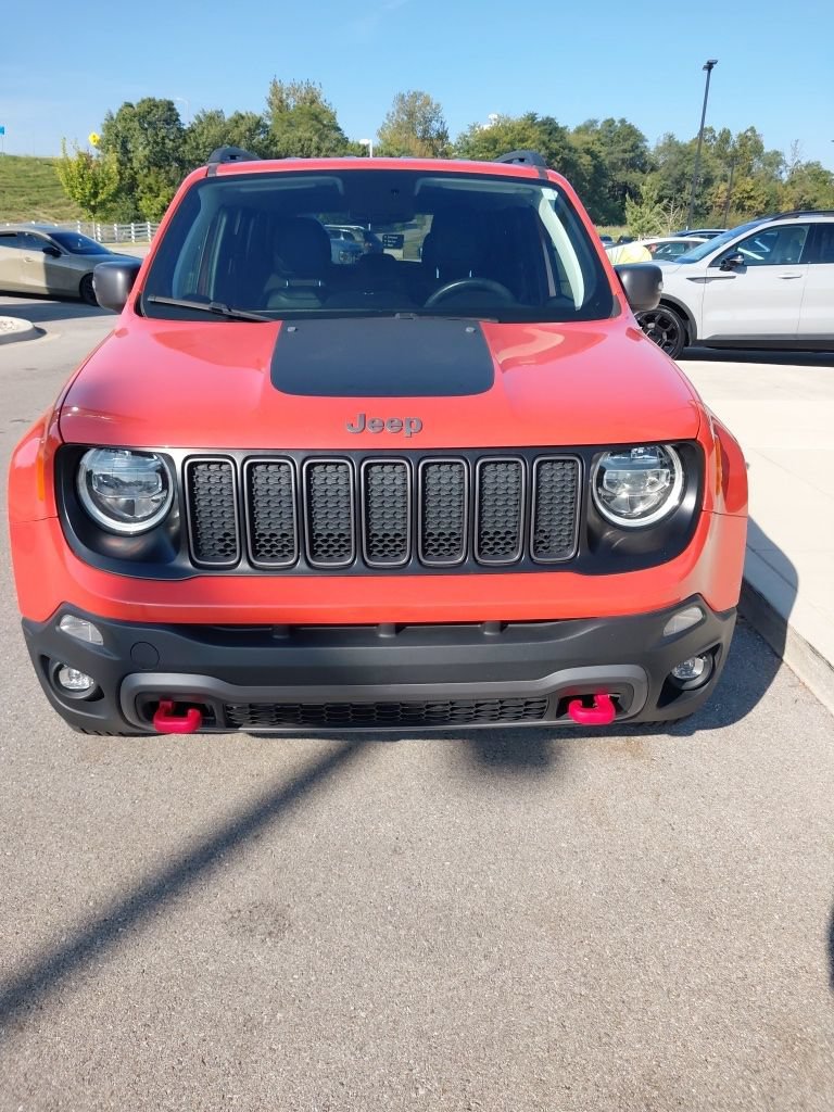Used 2020 Jeep Renegade Trailhawk w/ Premium Leather Group AWD/4WD image 2