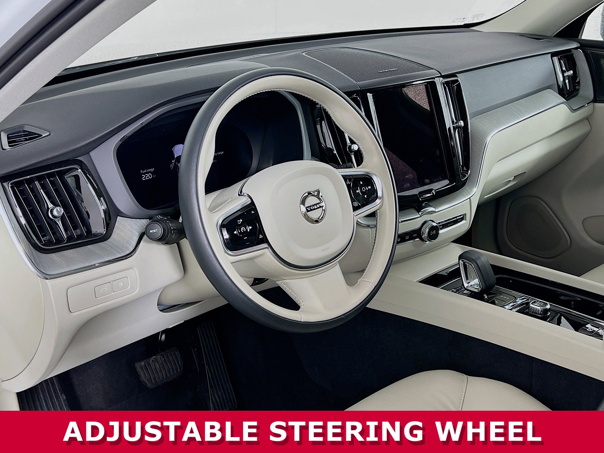 Used 2025 Volvo XC60 T8 Plus w/ Protection Package Premier image 7