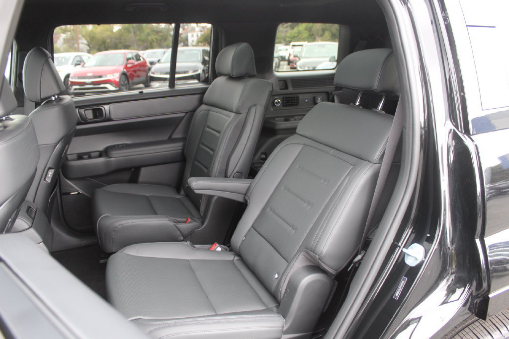 New 2026 Hyundai Santa Fe Calligraphy AWD/4WD image 18