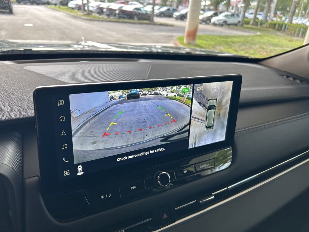 New 2025 Mitsubishi Outlander SE image 10