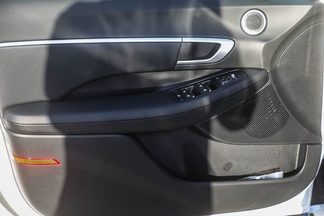 New 2026 Hyundai Sonata SEL FWD image 24