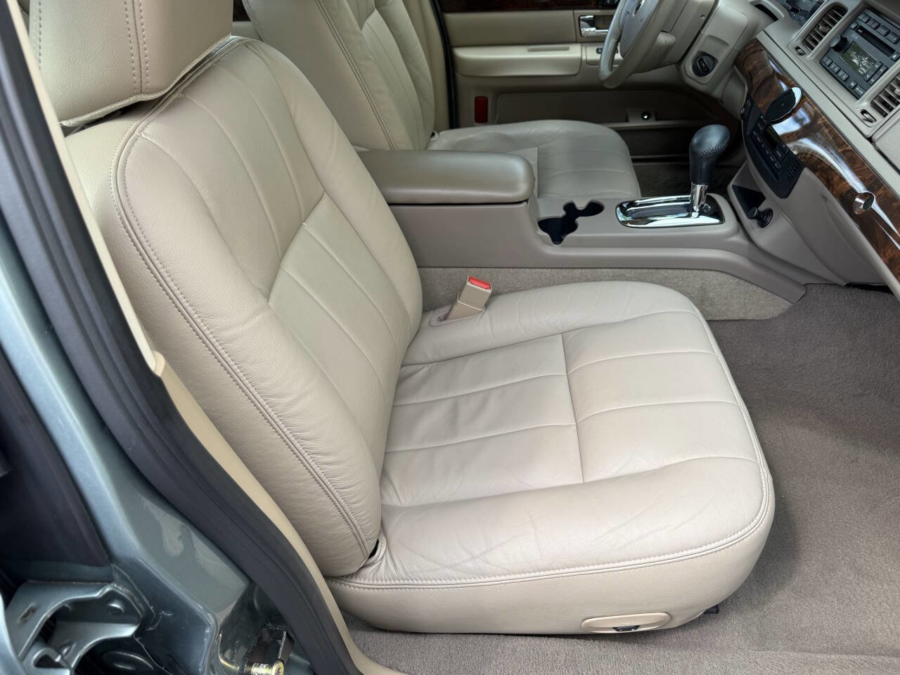 Used 2005 Mercury Grand Marquis LS image 17