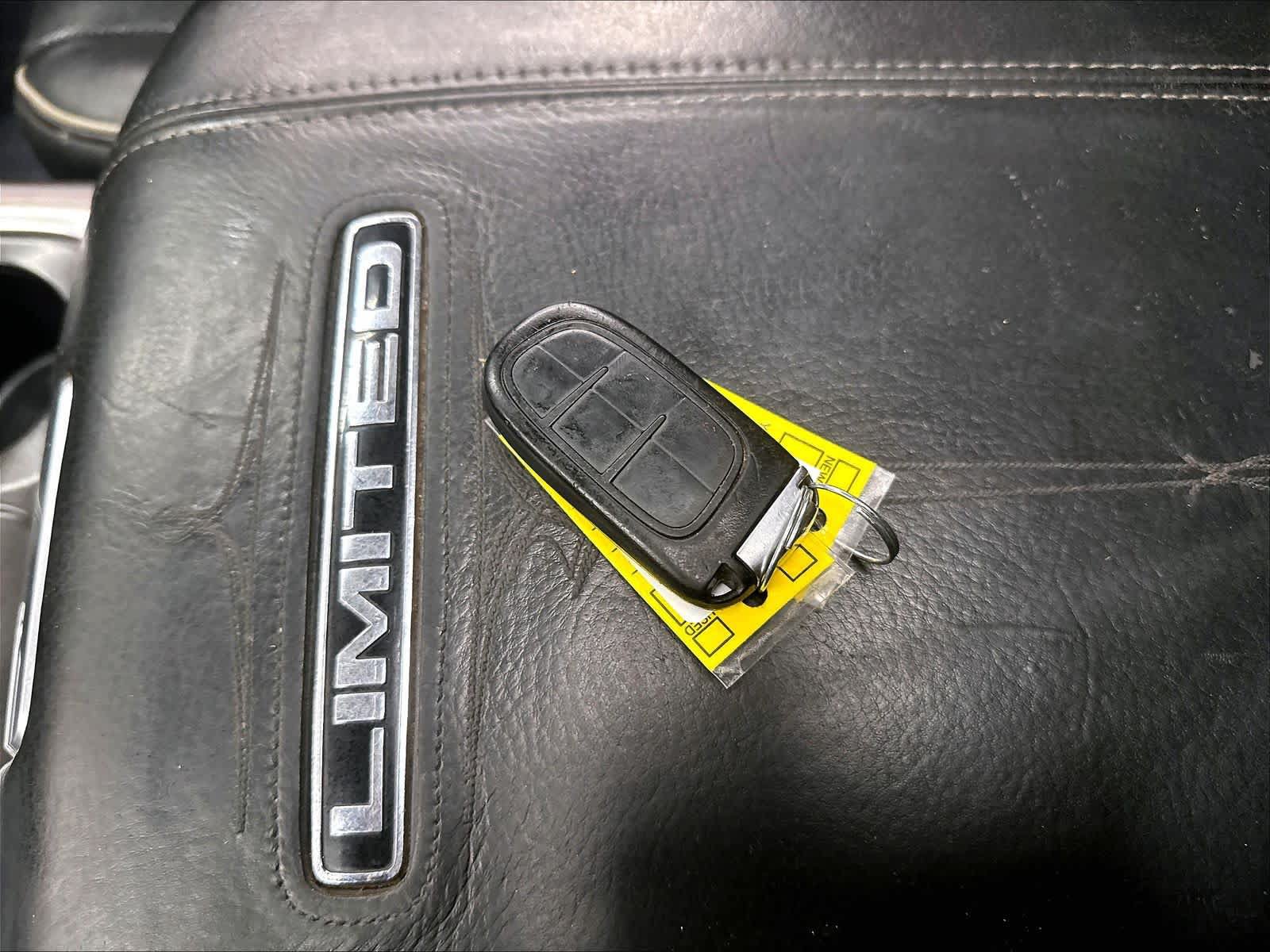 Used 2016 RAM 2500 Limited AWD/4WD image 38
