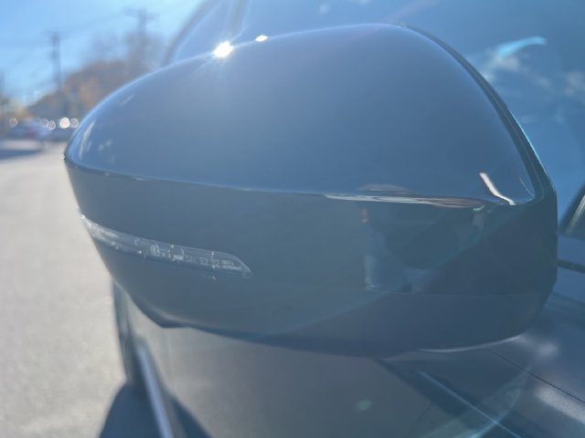 New 2026 Nissan Kicks SR w/ SR Premium Package AWD/4WD image 18