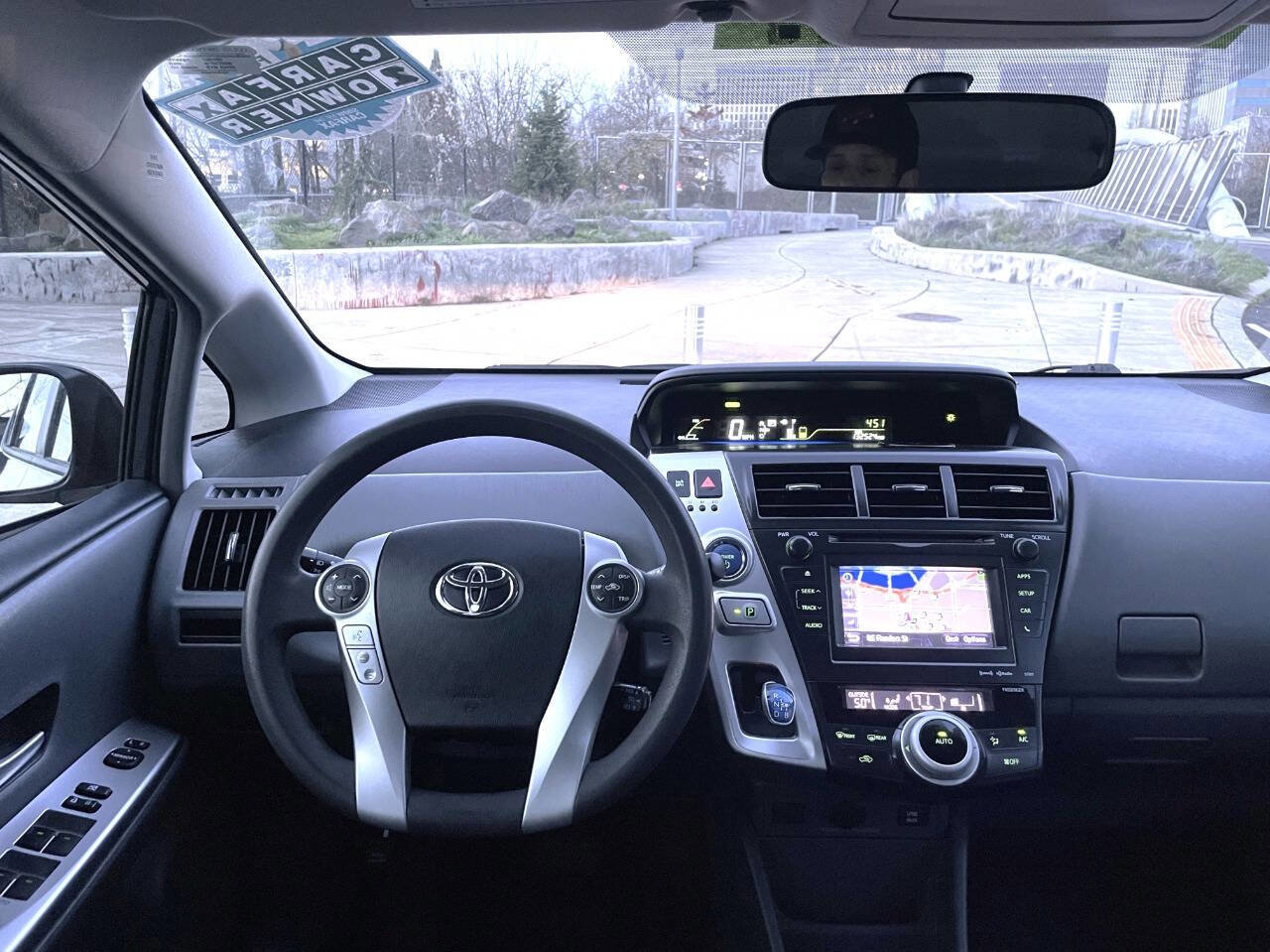 Used 2012 Toyota Prius V Three image 18