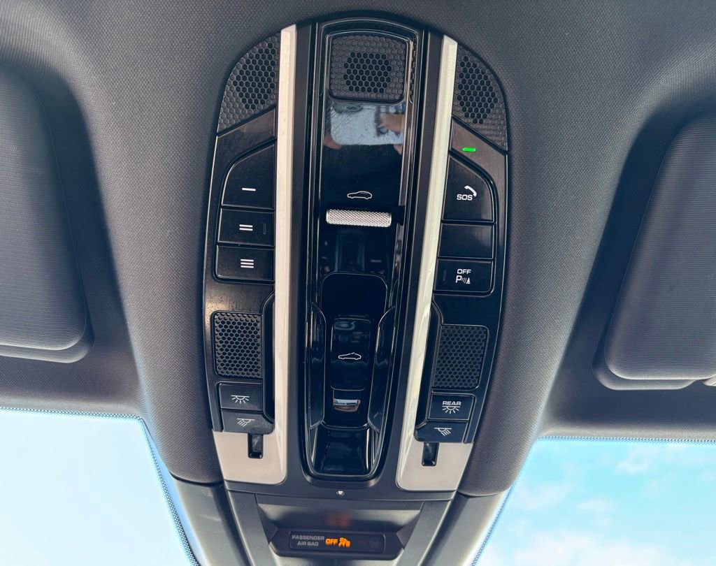 Certified 2021 Porsche Cayenne AWD/4WD image 35